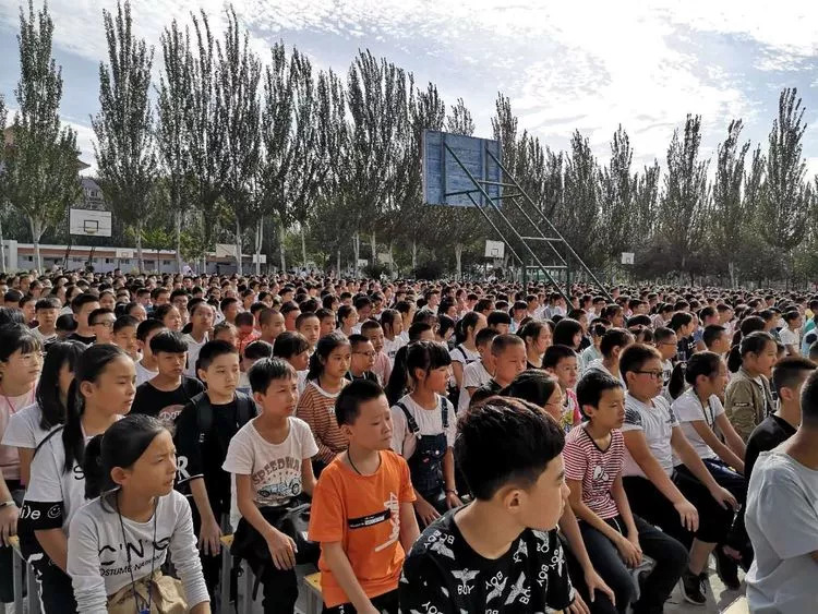 沙城实验中学初一新生入学教育大会