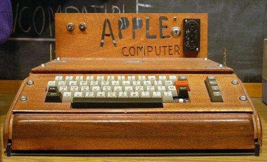 代苹果电脑