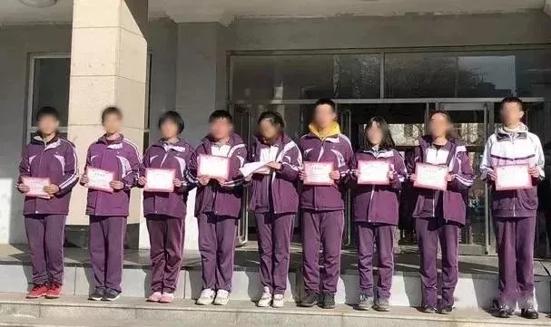 太原中小学校服大pk寻找你心中的最美校服