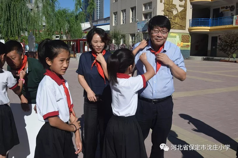 教育————竞秀区张雪松区长一行与保定市沈庄小学教师共度教师节