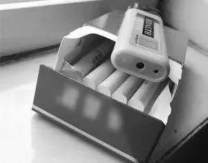 插座烟感探测器面对消防烟感器和烟感式摄像机最明显的区别是烟感
