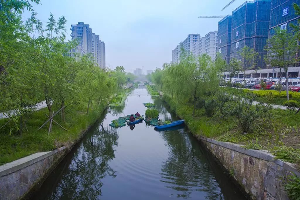 笕桥街道笕桥港名片:位于笕桥街道德胜路和机场路交叉口东北,全长1.