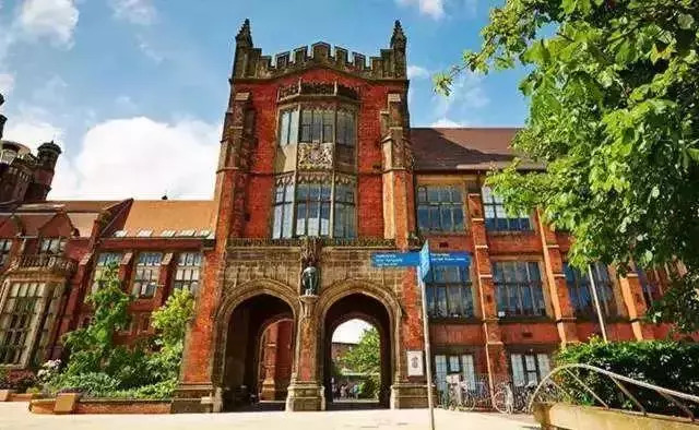 不容错过2019英国排名top40大学本科雅思要求来了