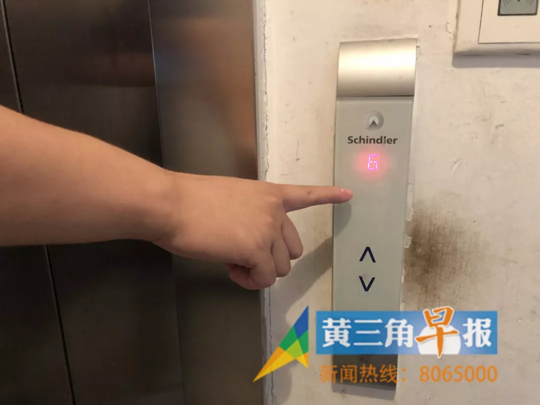 王经理告诉记者,小区内电梯有150余台,出现电梯损坏也是有一定的几率