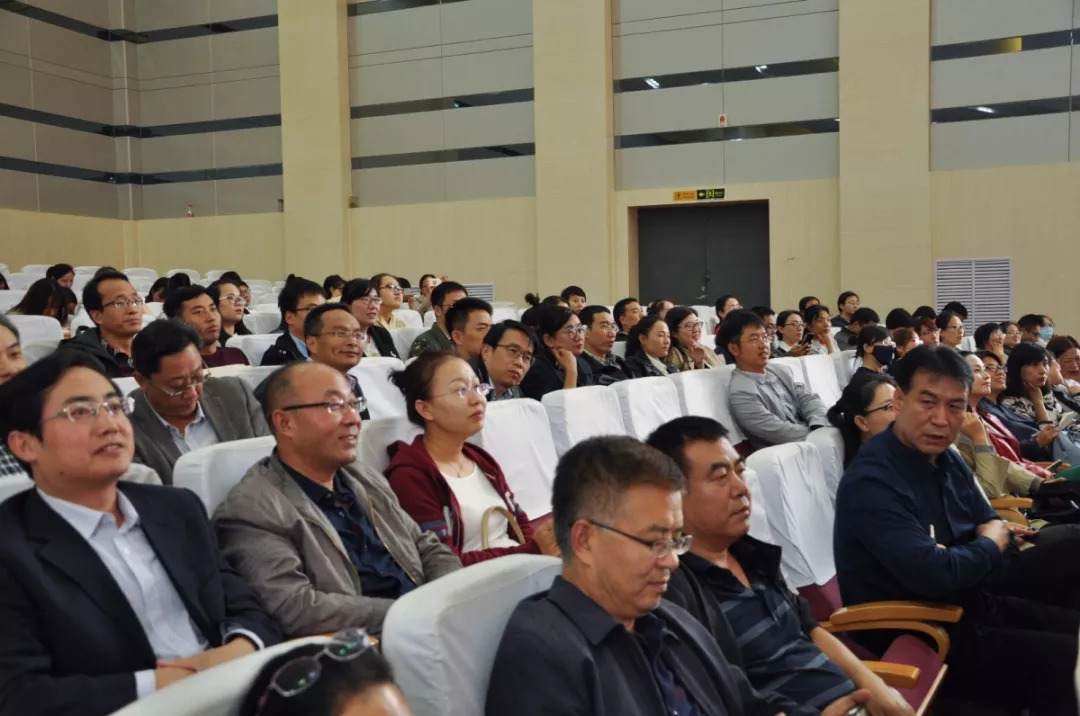 榆林学院隆重举行庆祝第34个教师节暨表彰大会