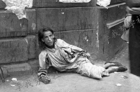 看了这些照片忍不住落泪:二战时期被纳粹及其仆从国疯狂迫害的犹太人