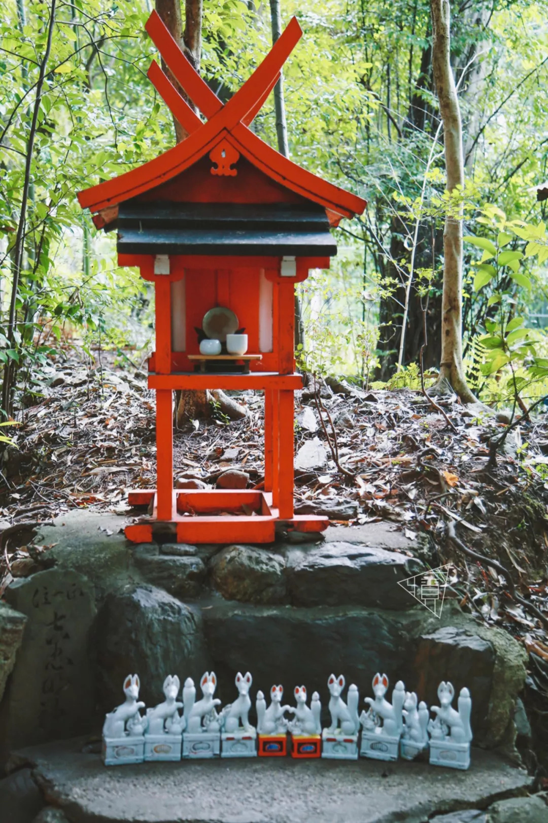 岚山 神宫神社 稻荷神社关于这件事情,还有一个有意思的传说:由于天照