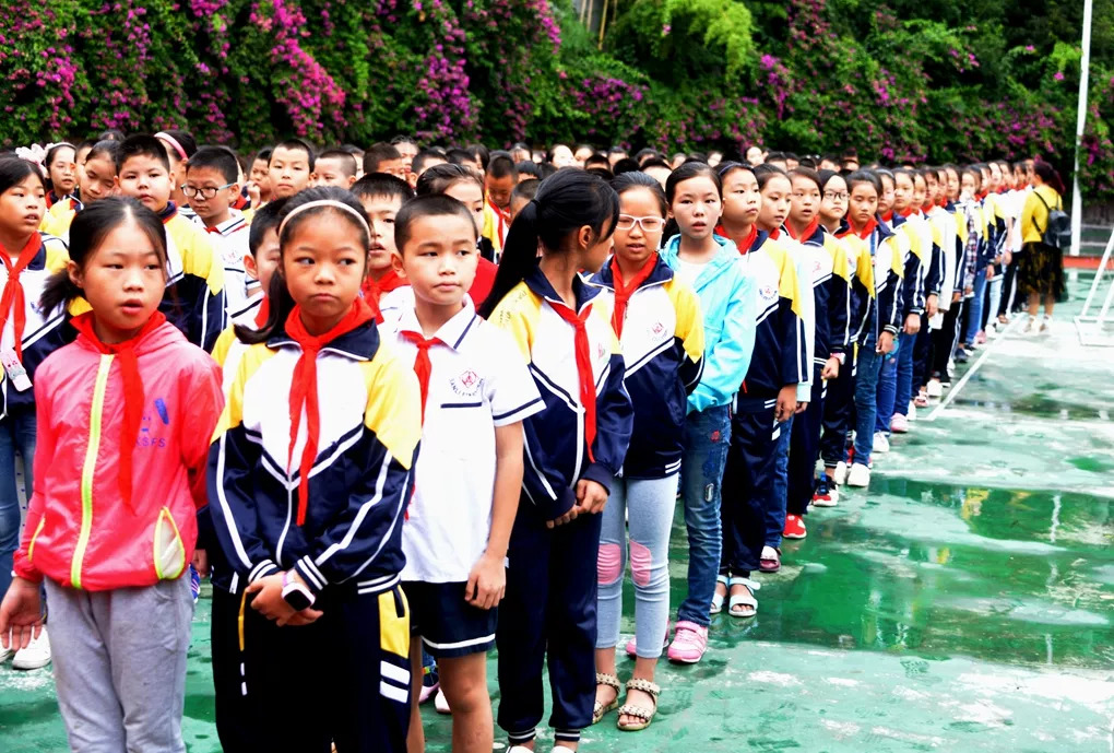 南部交警走进南部县第三小学图