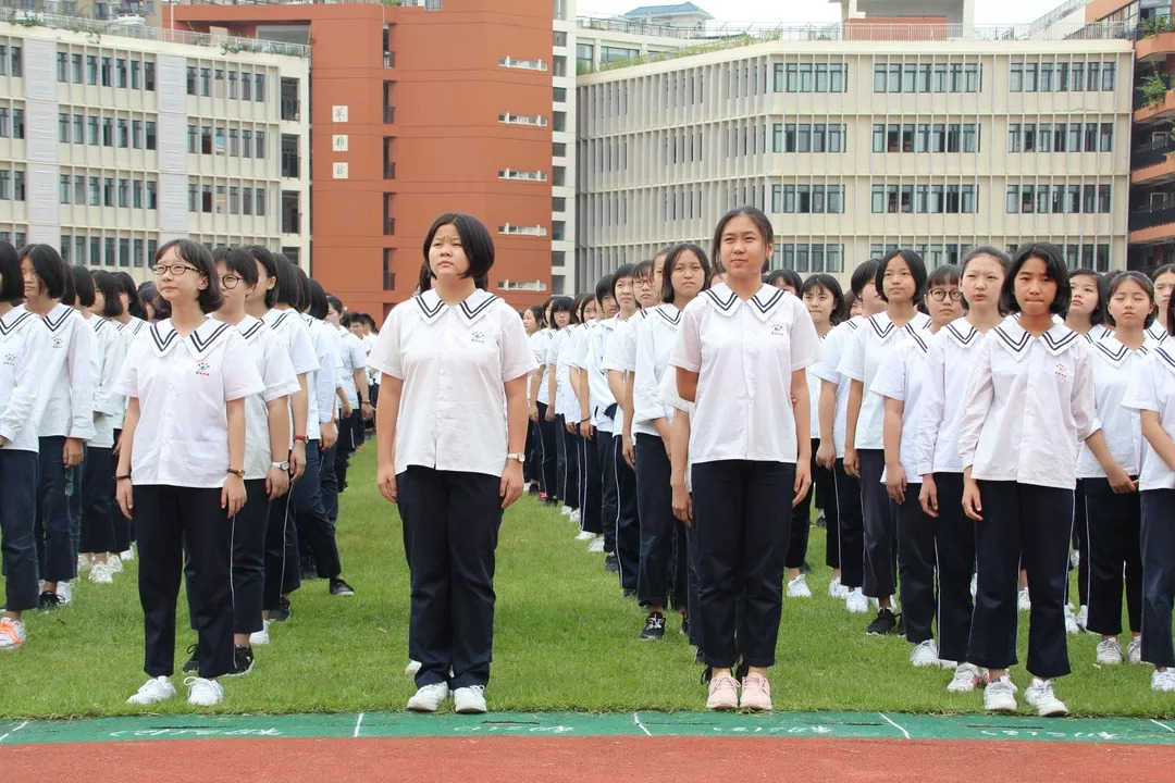 【№922】黄冈中学惠州学校举行庆祝第34个教师节升旗