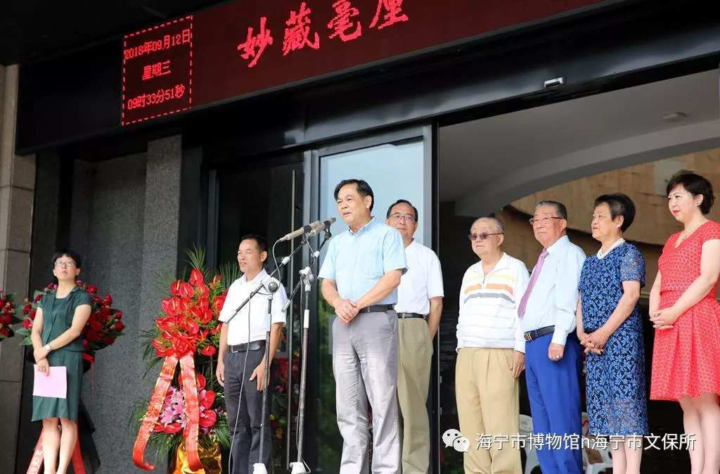 海宁阁老陈元龙第八世孙陈福微雕艺术展在市博物馆开展文化大餐来了