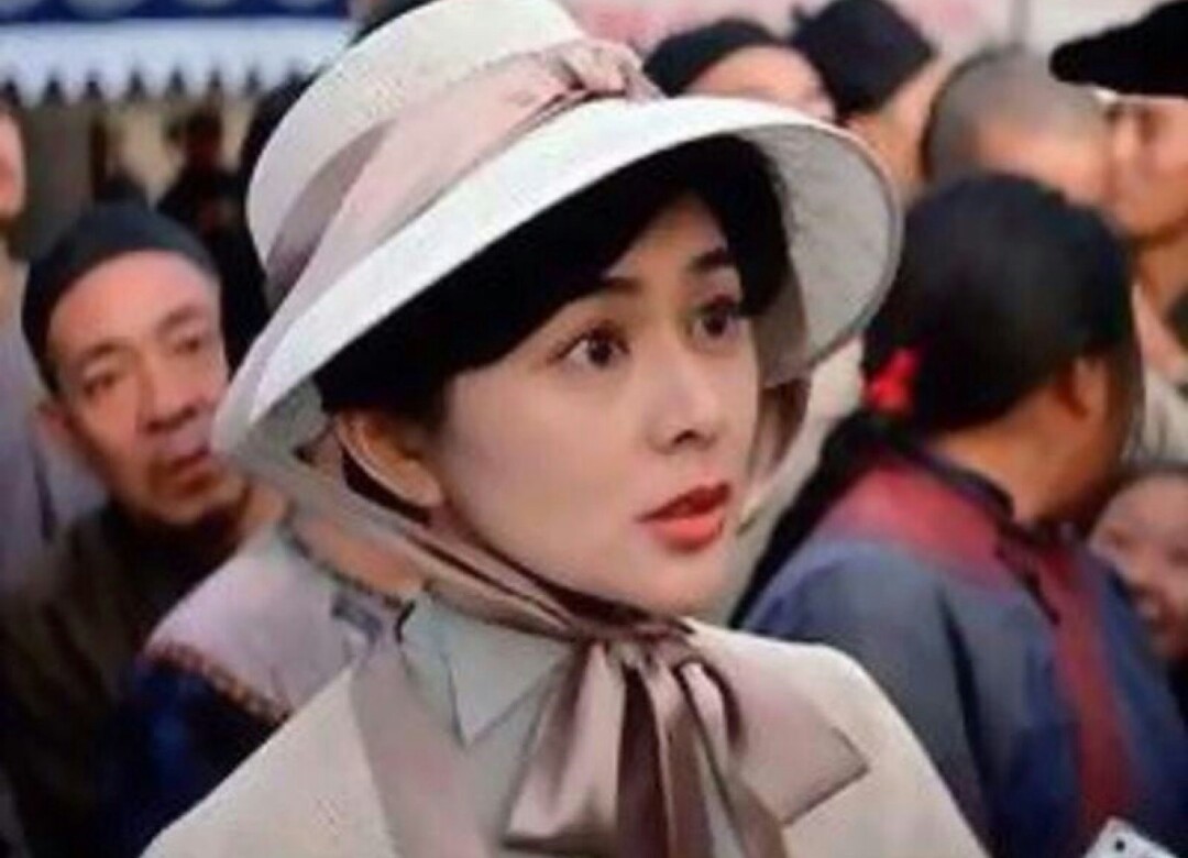 作势：80年代的香港女明星，时髦得比现在有趣多了|黎姿|张敏_新浪时尚_新浪网