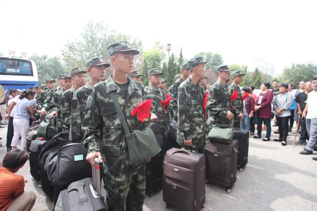 送别齐河入伍新兵愿你纵横天下归来仍是少年