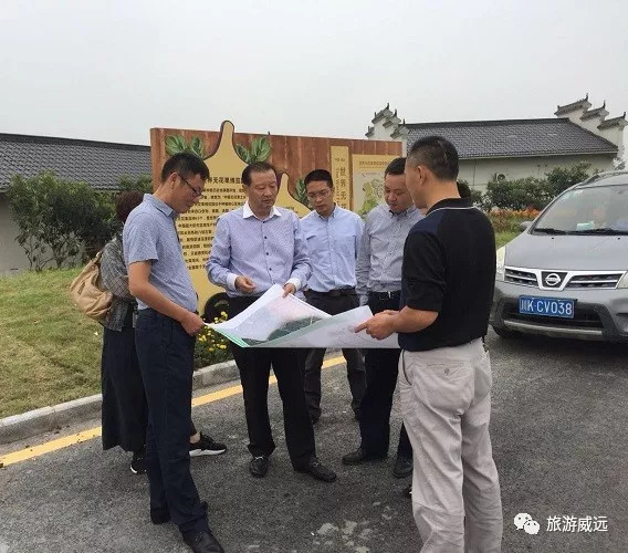 四川省旅游发展委员规划财务处处长袁世军率队到威远督查景区扫黑除恶