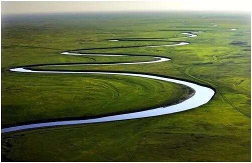 大多数的河流都是弯曲的,很少有笔直的,这是为什么呢?