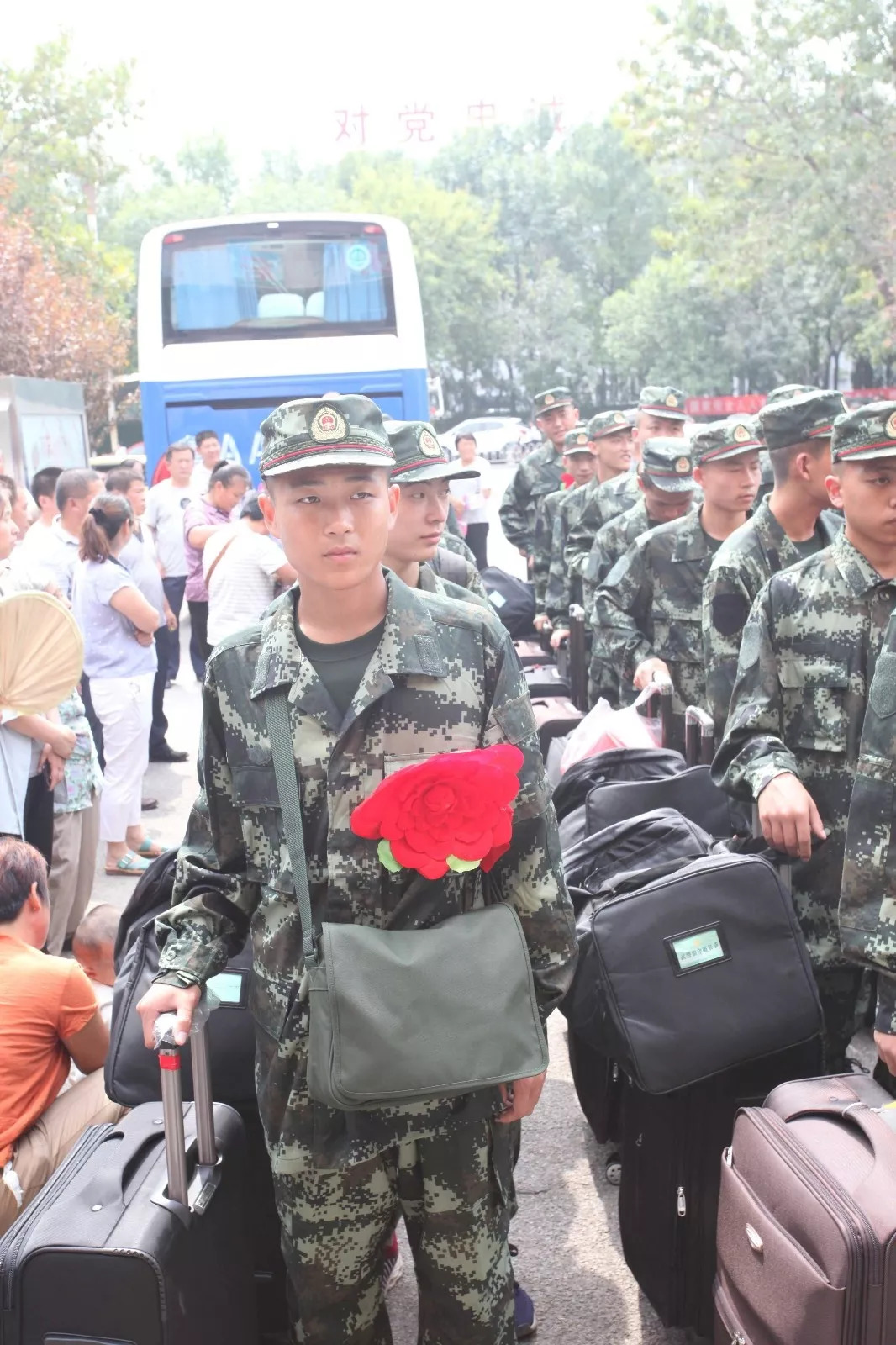 送别齐河入伍新兵愿你纵横天下归来仍是少年