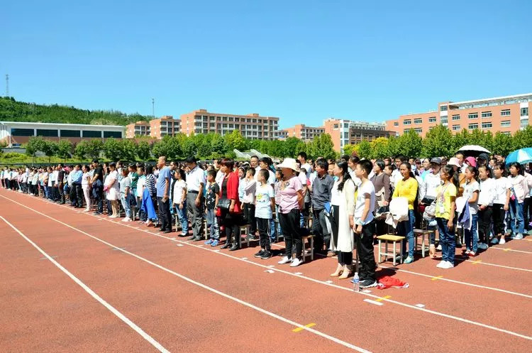 旬邑县实验中学20182019学年度开学典礼暨表彰大会隆重召开