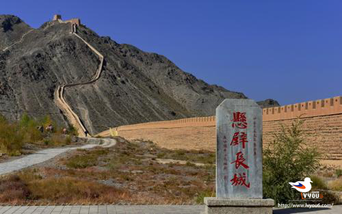 是明代万里长城从西向东的第一座墩台,是嘉峪关长城防御体系的重要