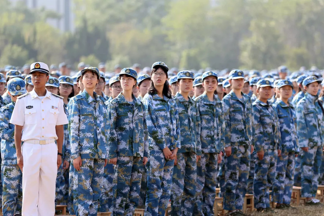 信息来源:学工部 宣传部 易俊图片:王传斌 郭焕泉 刘和旭 朱君晗