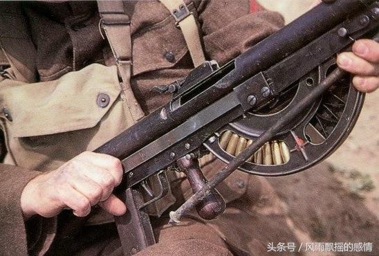 绍沙m1915轻机枪是法国士兵的噩梦,美军买了37000挺也骂声不绝!