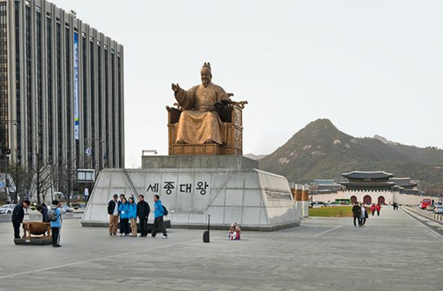 巴基斯坦卡拉奇市的经济总量_巴基斯坦卡拉奇美女