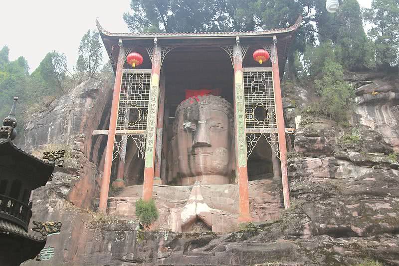 四川县城人口最多县城_四川昭觉县县城图片(3)