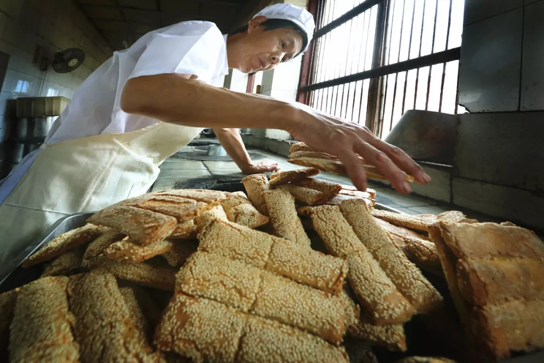 《南通西亭脆饼制作技艺 陆庆平(上海)未来"看见城市的温度"系列