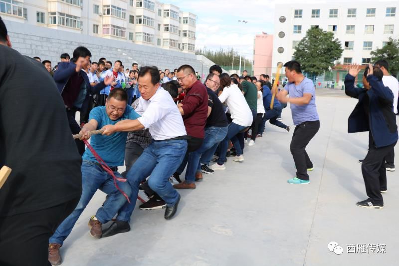 会宁三中教师职工这场比赛看得大家热血沸腾