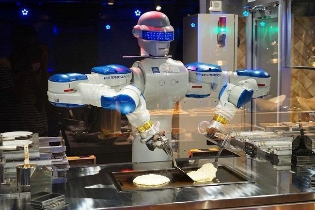 全球第一家机器人厨师餐厅,厨艺堪比五星大厨!