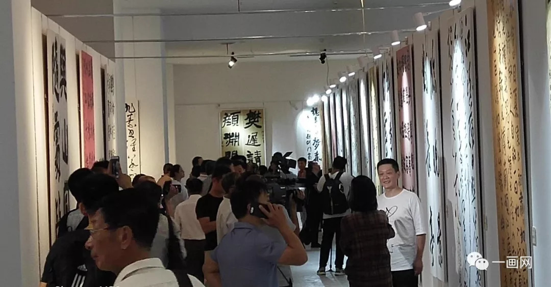 "全国第二届大字书法艺术展"镇江隆重开幕(附评委作品)