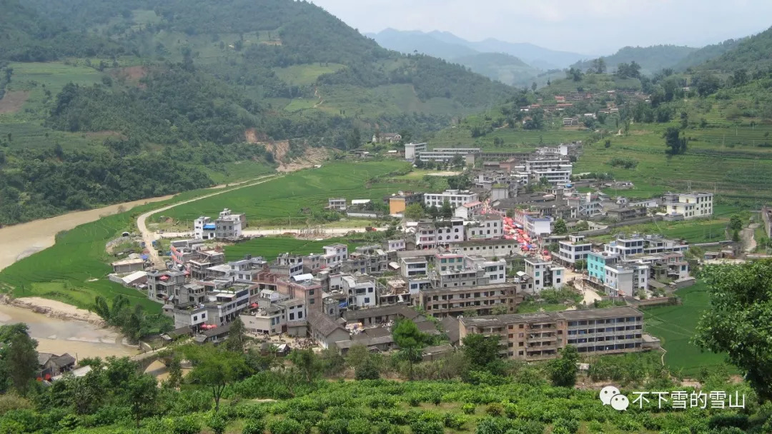 凤庆县雪山镇沉睡在人间的仙境