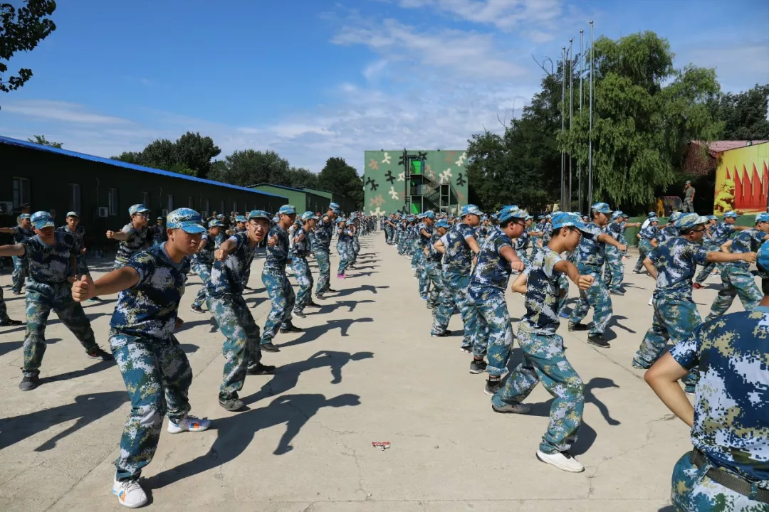 盛华基地:北京市第二十五中学军训纪实