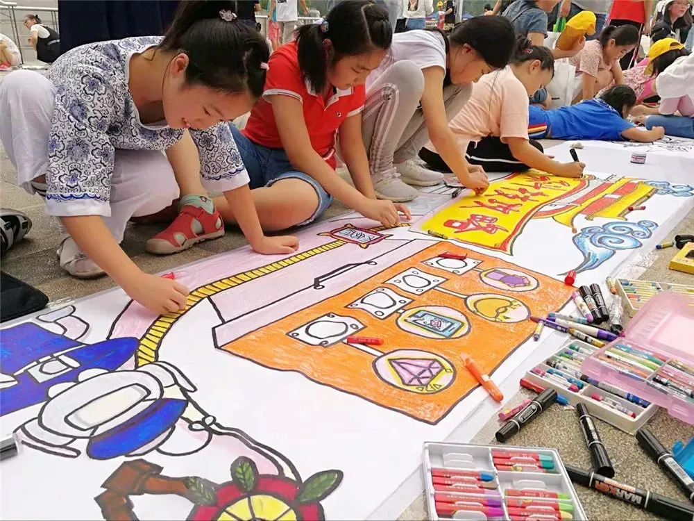 参加南京全国科普日"百米长卷"绘画比赛,我们拿下第一名