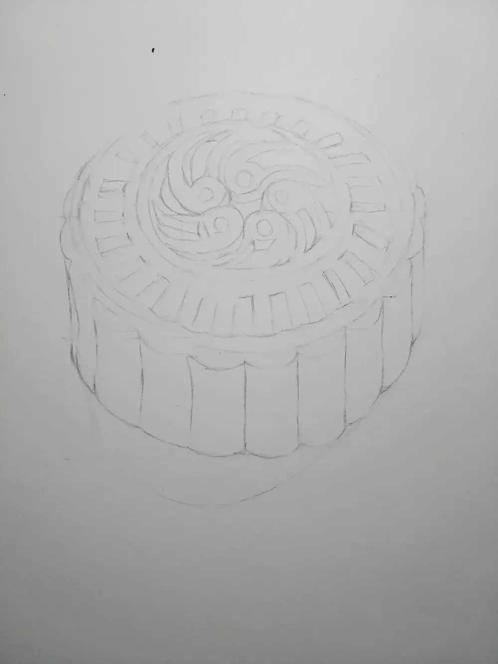 图片2先用自动铅笔画出月饼的线稿,画的时候需要注意月饼花纹可能对应