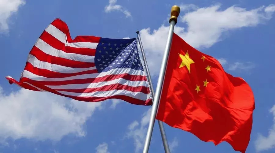 美国主动提出重开中美贸易谈判,中方如何应对这场"鸿门宴"?