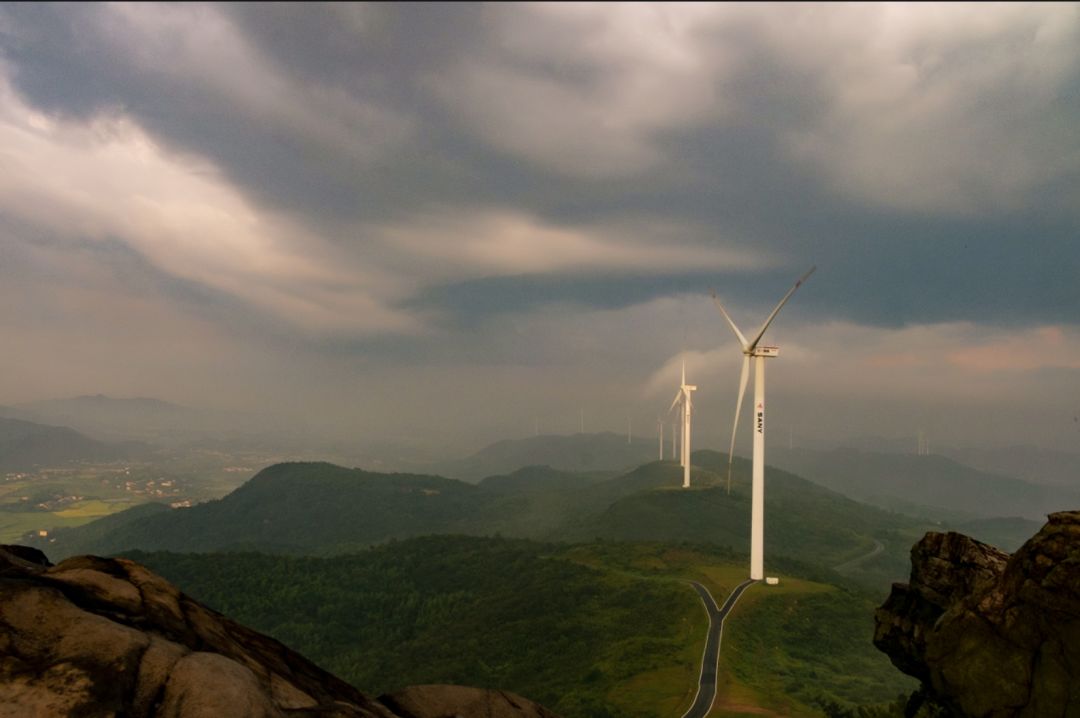 全国首家生态风电场:打造成经济效益与生态保护的双重标杆_神仙岭