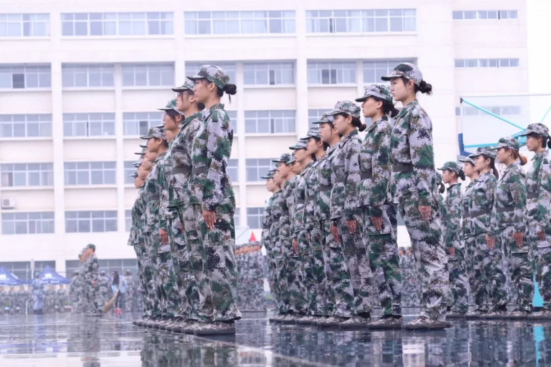 军训第七天 | 恭喜学弟学妹们求雨成功