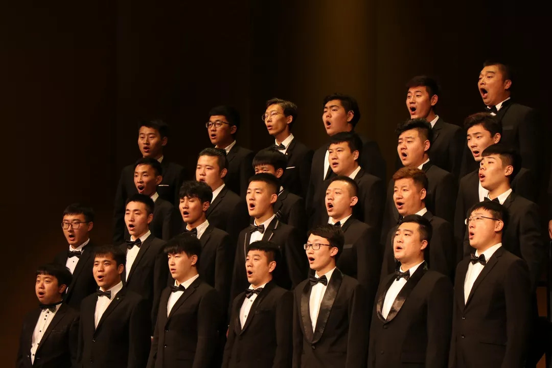 学院男声合唱团已于9月15,16日进行展演;另外,合唱团还作为嘉宾合唱团