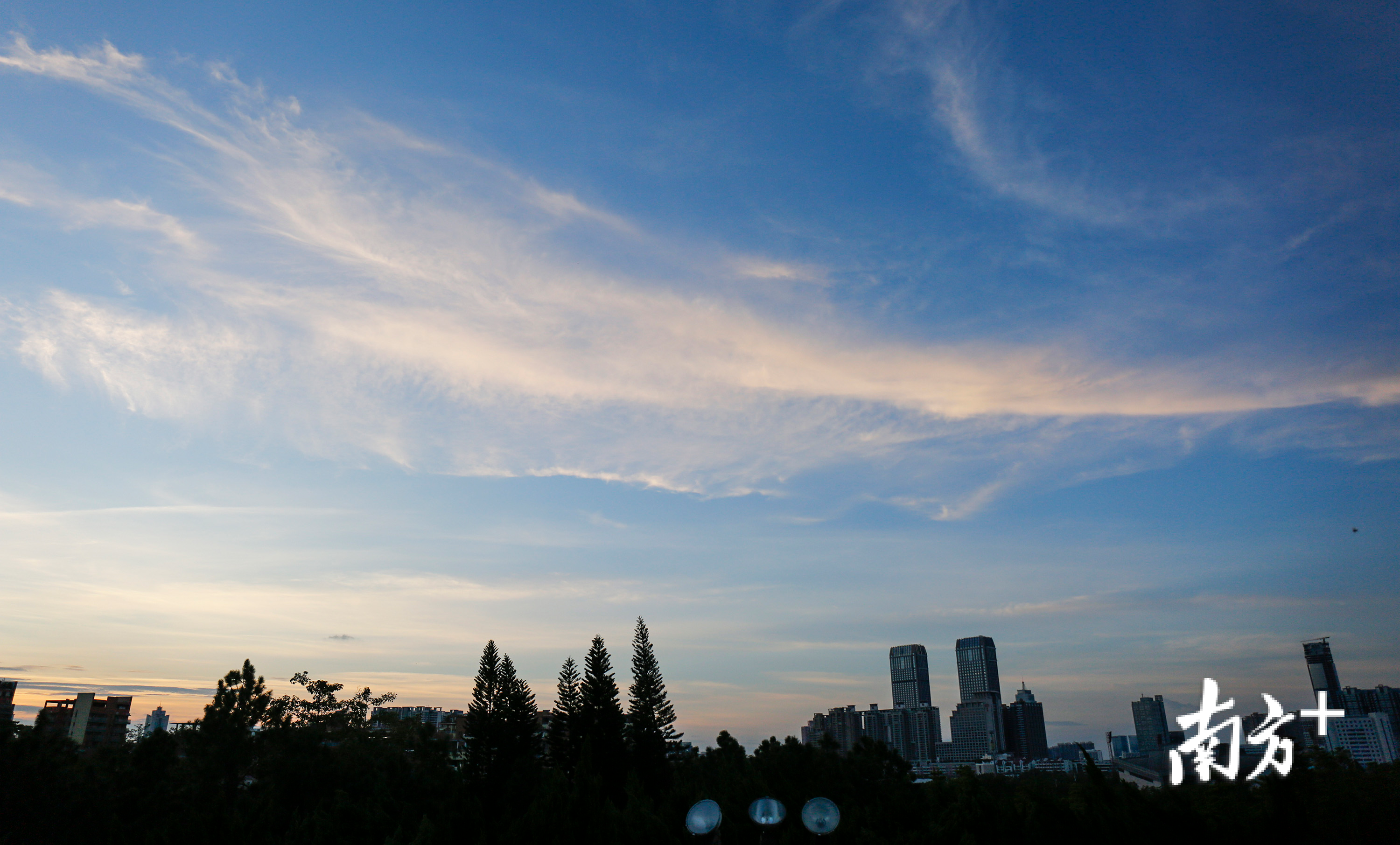 多图|台风"山竹"过后,中山开启蓝天白云模式,太美了!