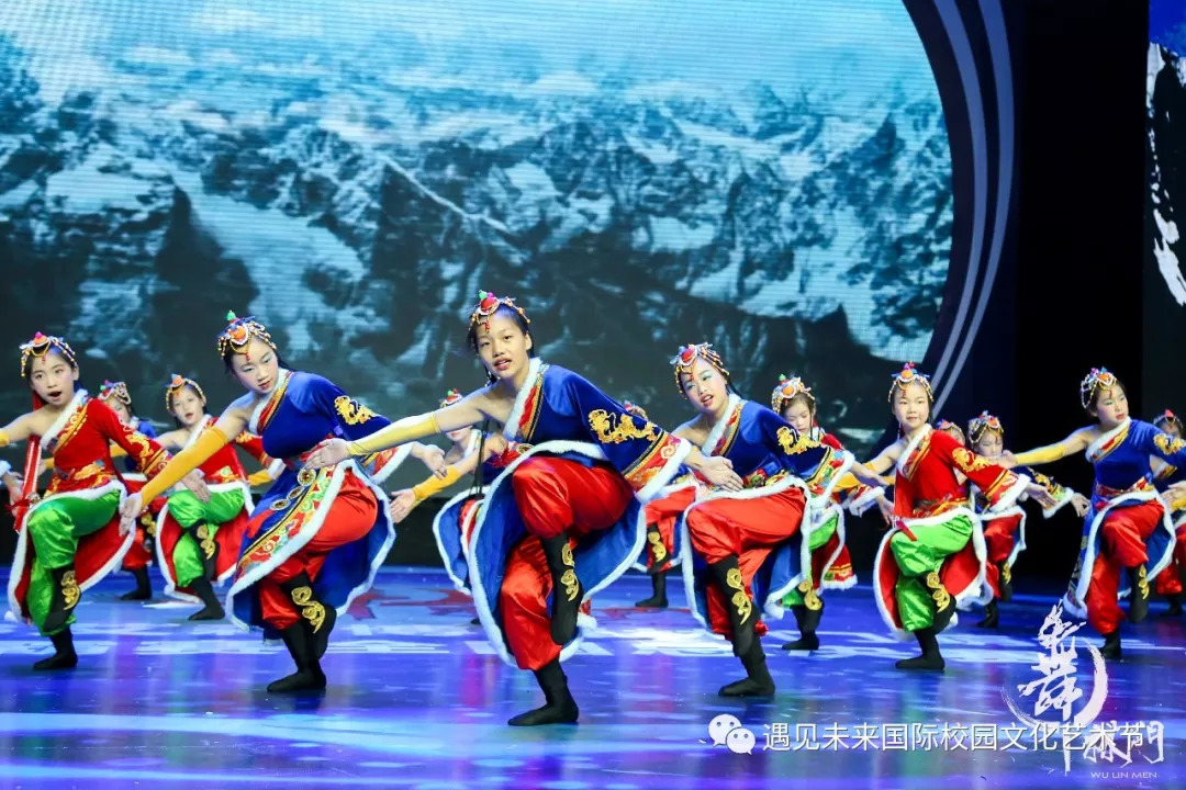 【2018舞林门萌主争霸赛】回顾丨《扎西德勒》,震撼人心的藏族舞蹈!
