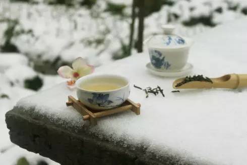 煮雪烹茶听雪敲竹古人的浪漫冬天