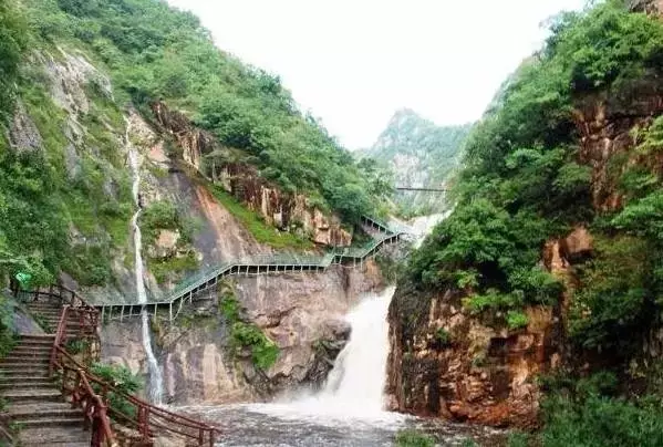 地址:信阳市罗山县 西峡龙潭沟—老君洞 南阳两日游 ★ 推荐理由