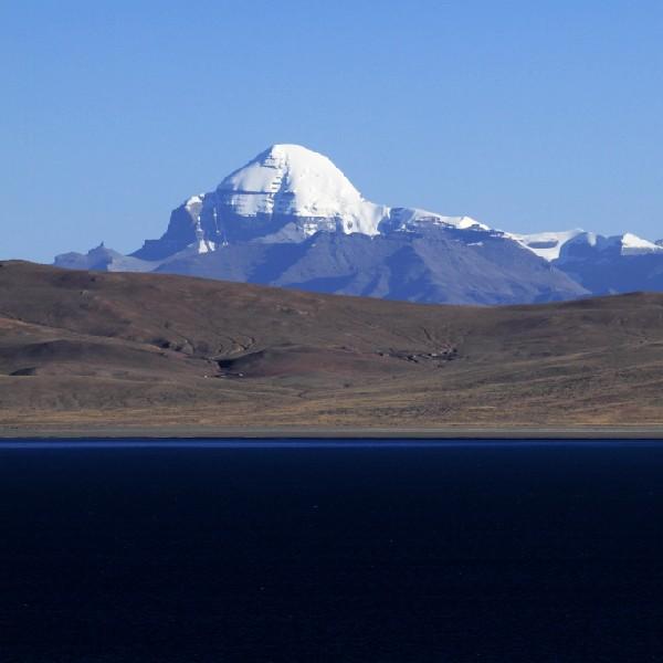 中國這一座擁有特殊的身份高山，無人敢攀登 旅行 第2張