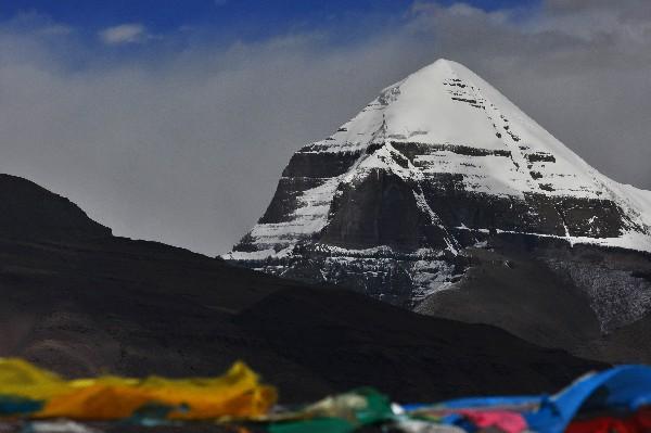 中國這一座擁有特殊的身份高山，無人敢攀登 旅行 第3張