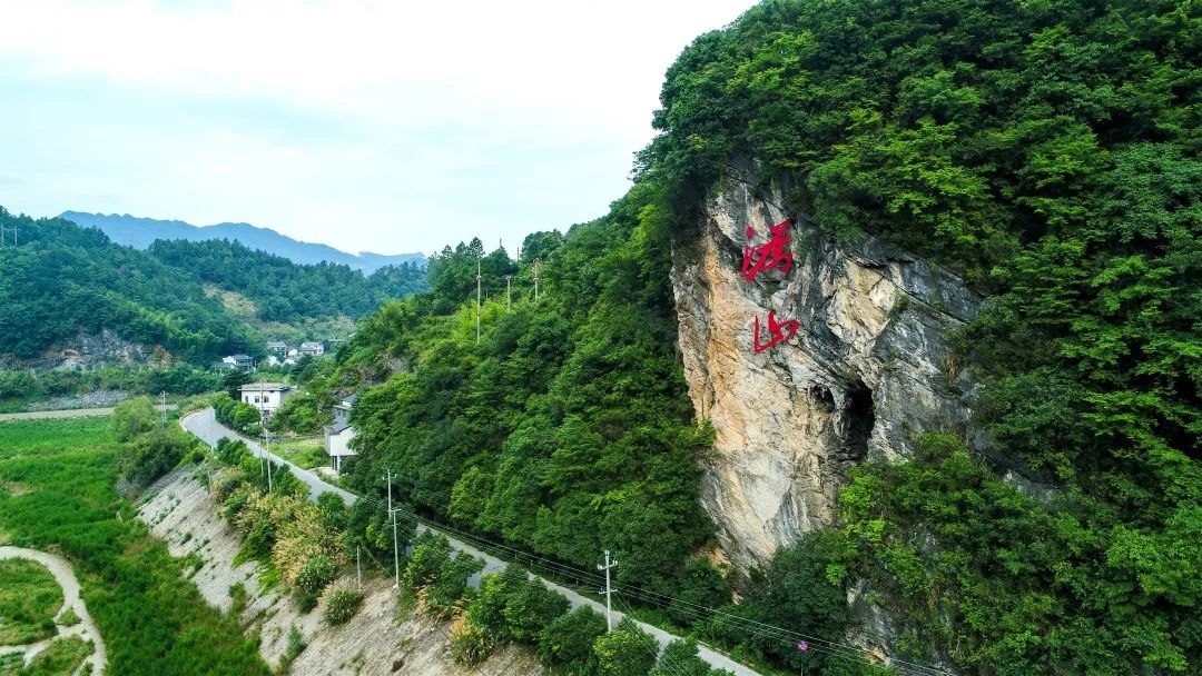 人人都是孙悟空等 有湖南小西藏之称的沩山,终年云雾缭绕,风景幽美