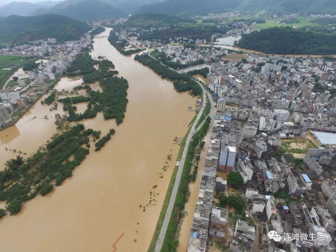 9月17日云浮市郁南县连滩镇航拍图更有村民不幸被洪水冲走云浮郁南县