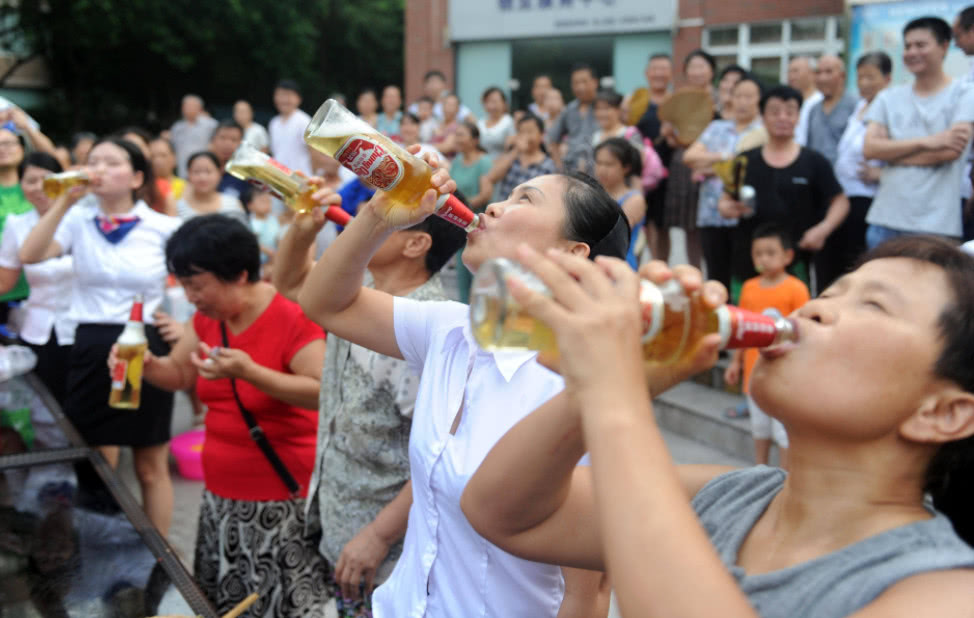 全亞洲最能喝酒的國家，男人直接「把啤酒當水喝」，中國居然落榜了！ 旅行 第2張