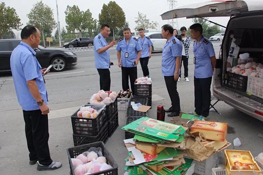 石河招聘_面议 卓陌购物超市 西石河店 招聘各个岗位(2)