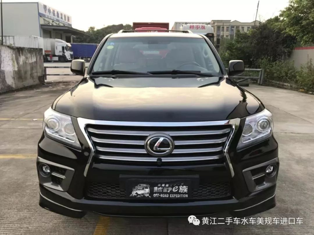 二手雷克萨斯LX 570，豪华与性能的完美结合