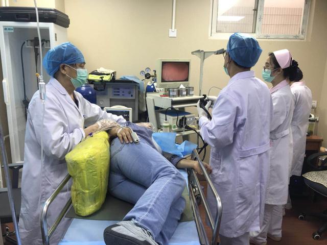 胃镜整个过程是怎样的北京胃肠医师带你了解胃镜检查全过程