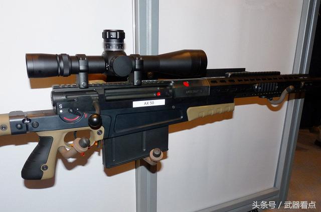 军事丨ai最新研制的,ax 338远程狙击步枪,瞄准镜前安装夜视器